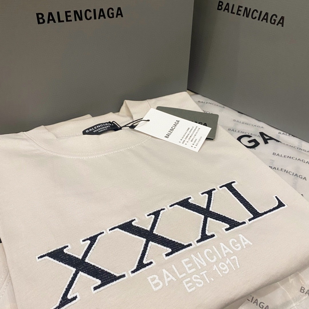 Balenciaga 巴黎世家 胸前果冻涂鸦 溶解字母logo 短袖 黑色 T 恤 圆领 夏季 男女同款