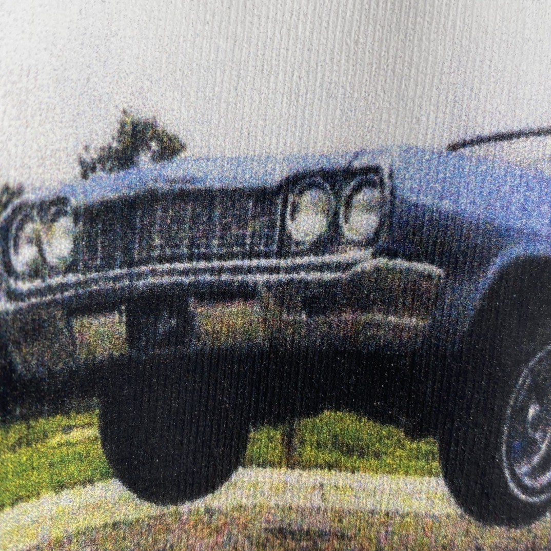 Supreme x DSM 联名款 北京限定 汽车图案印花 白色 短袖 T 恤 男女同款 SUP-FW22-420