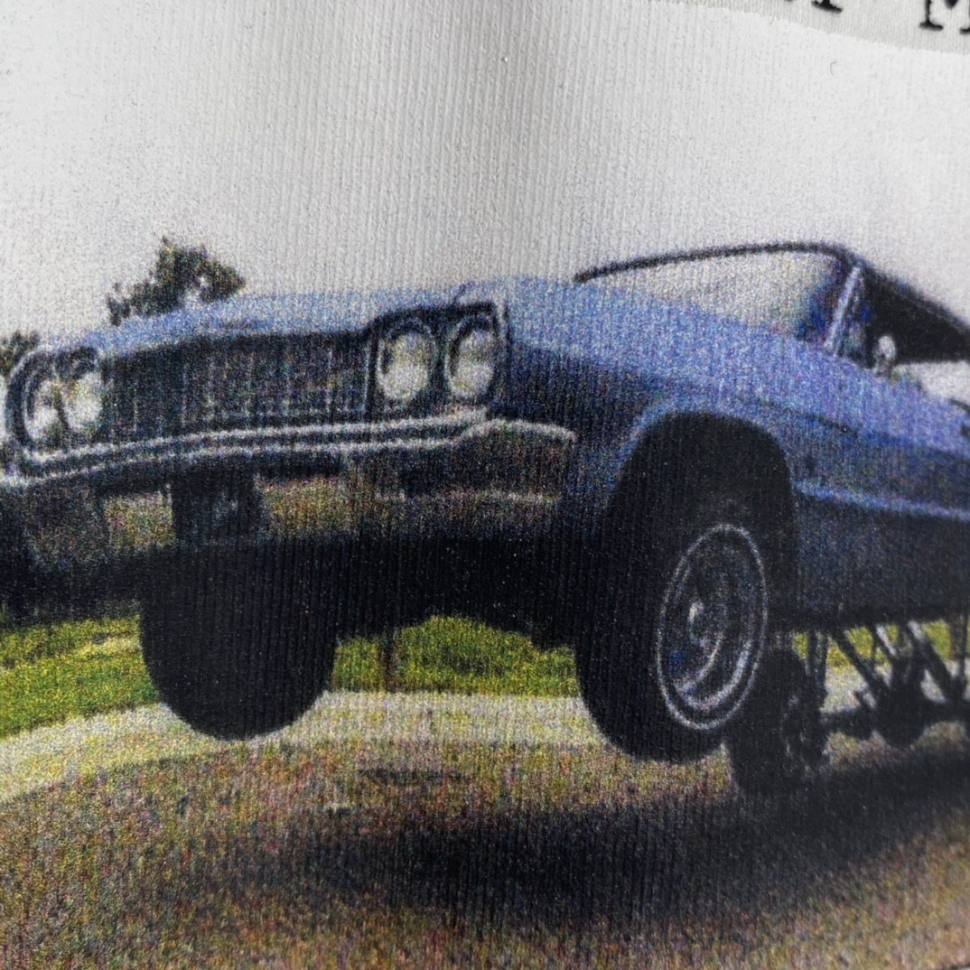 Supreme x DSM 联名款 北京限定 汽车图案印花 白色 短袖 T 恤 男女同款 SUP-FW22-420