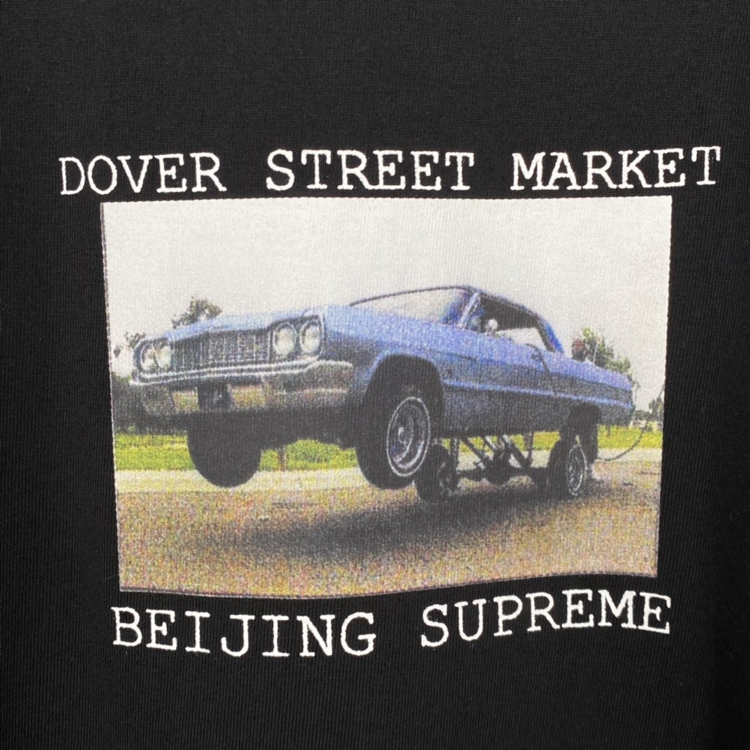 Supreme x DSM 联名款 北京限定 汽车图案印花 黑色 短袖 T 恤 男女同款 SUP-FW22-420