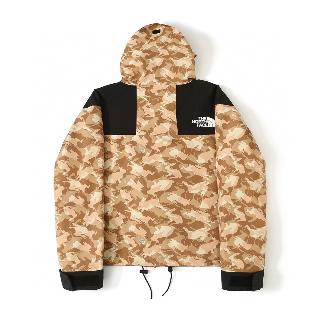 THE NORTH FACE 北面 新春兔年限定系列  ICON 1986品牌 Logo 迷彩印花 棕色 灰色 冲锋衣 夾克 防水 防風 外套 男款 女款 NF0A7UR9-II7