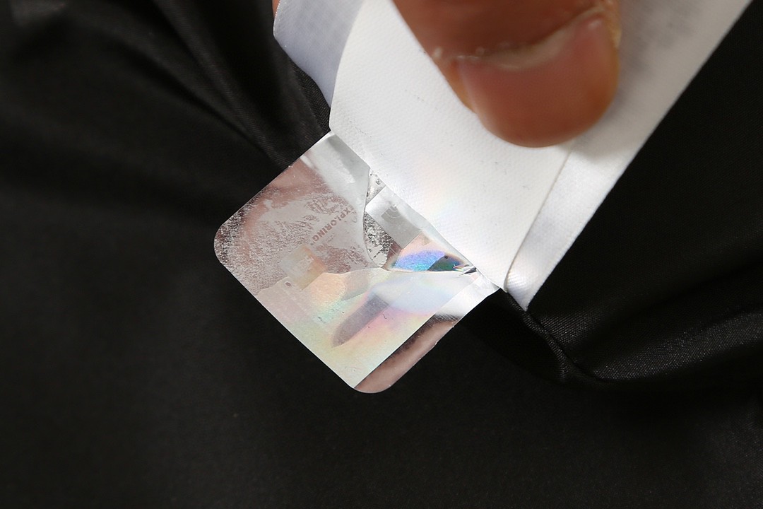 THE NORTH FACE 北面 新春兔年限定系列  ICON 1986品牌 Logo 迷彩印花 棕色 灰色 冲锋衣 夾克 防水 防風 外套 男款 女款 NF0A7UR9-II7