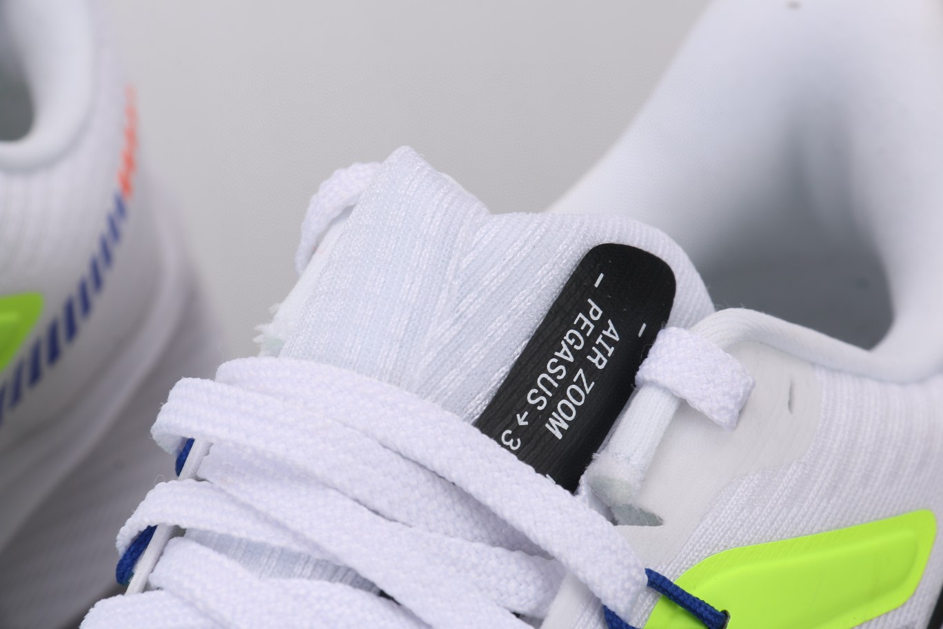 Nike Air Zoom Pegasus 39 登月39 白黄蓝 低筒 运动鞋 跑步鞋 休闲鞋 男鞋 DM4015-100