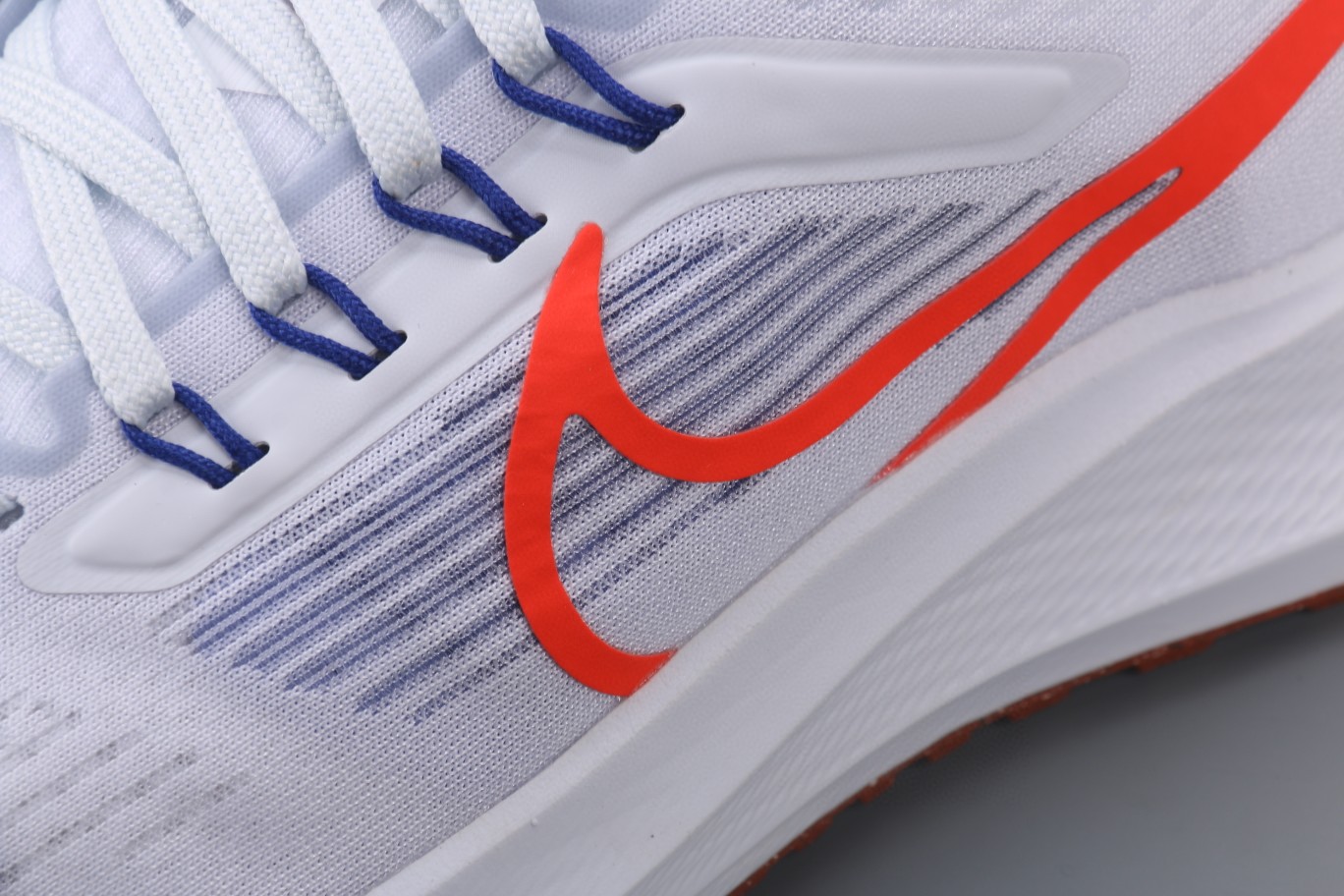 Nike Air Zoom Pegasus 39 登月39 白红 低筒 运动鞋 跑步鞋 休闲鞋 男鞋