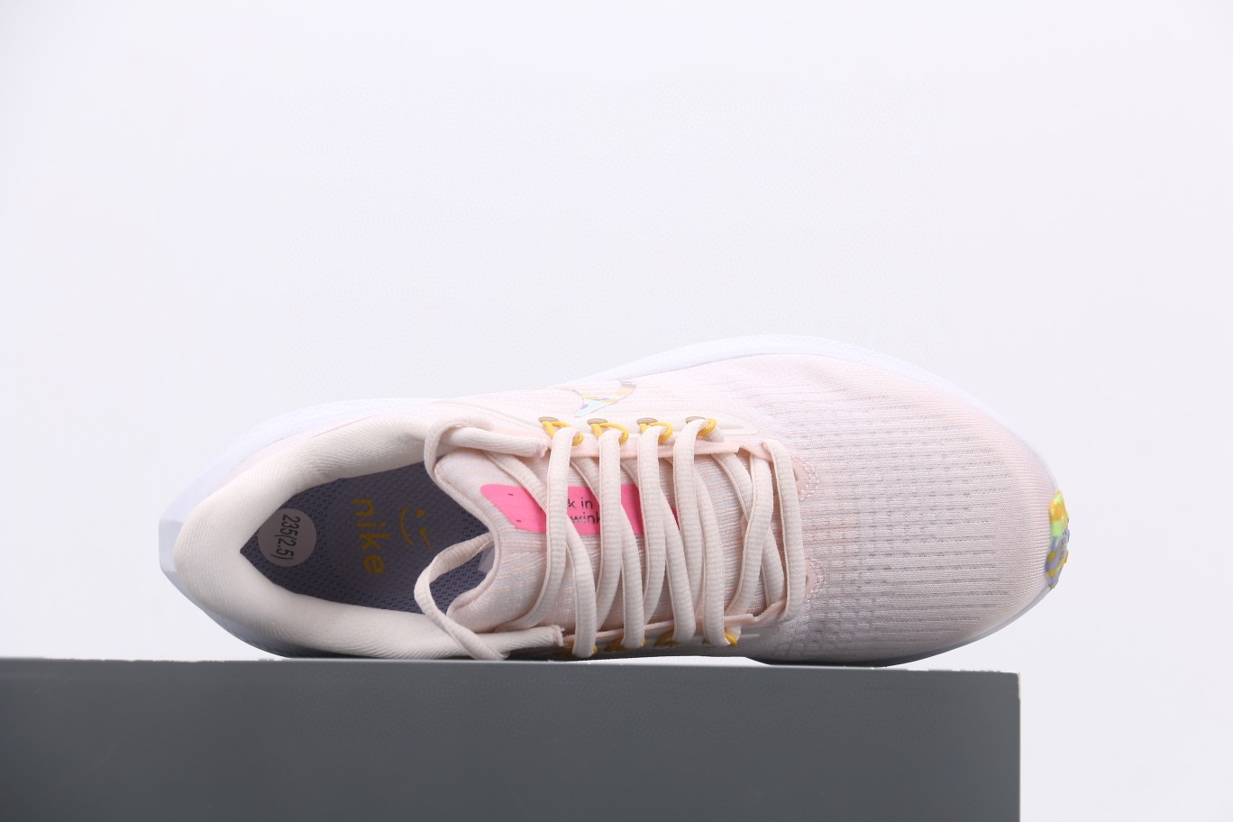 Nike Air Zoom Pegasus 39 登月39 粉白 低筒 运动鞋 跑步鞋 休闲鞋 男鞋 DO9483-600