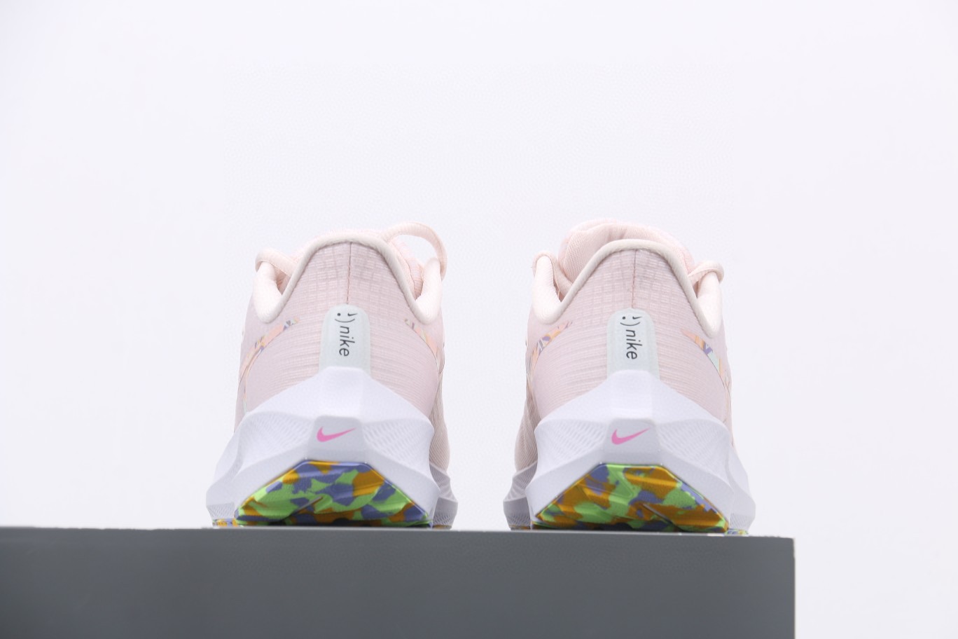 Nike Air Zoom Pegasus 39 登月39 粉白 低筒 运动鞋 跑步鞋 休闲鞋 男鞋 DO9483-600