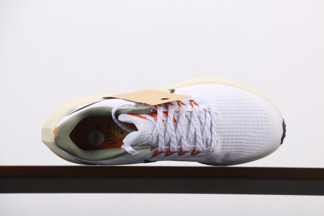 Nike Air Zoom Pegasus 39 登月39 白黑橙 低筒 运动鞋 跑步鞋 休闲鞋 男鞋 DX6050-101