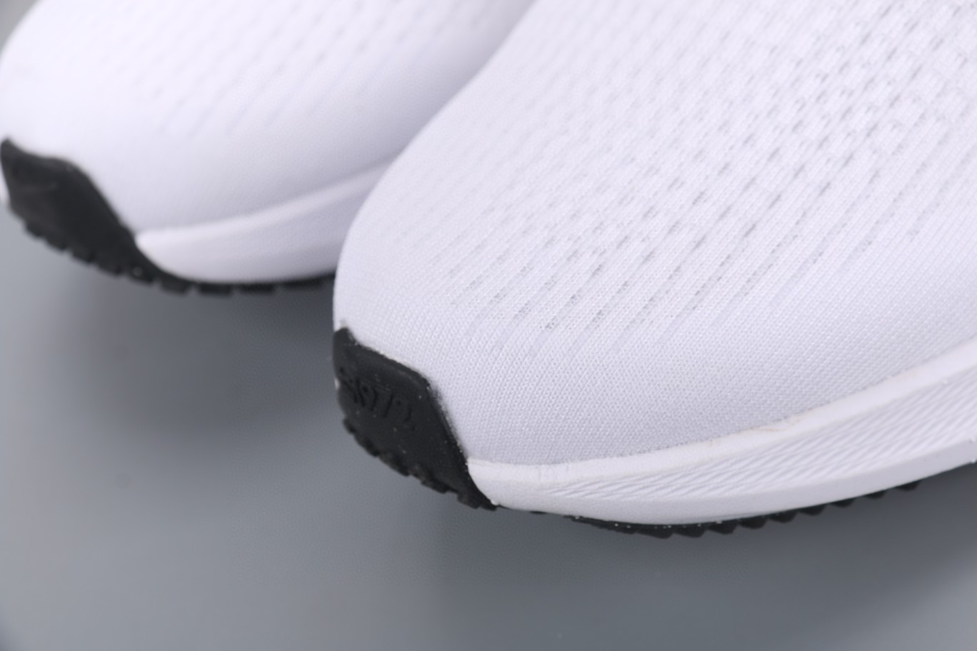 Nike Air Zoom Pegasus 39 登月39 白色 低筒 运动鞋 跑步鞋 休闲鞋 男鞋 DX3354-100