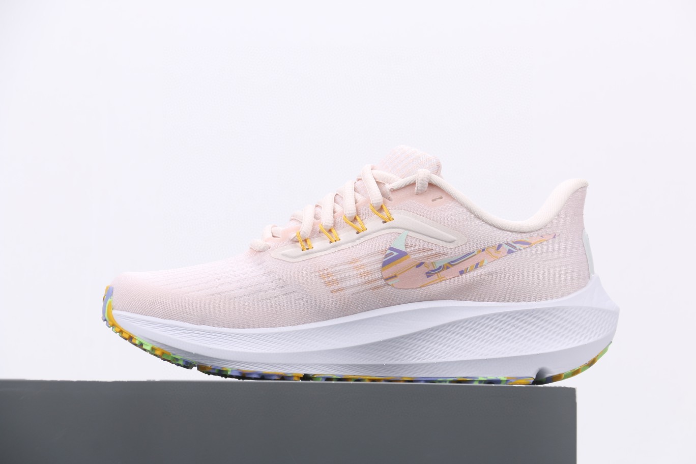 Nike Air Zoom Pegasus 39 登月39 粉白 低筒 运动鞋 跑步鞋 休闲鞋 男鞋 DO9483-600