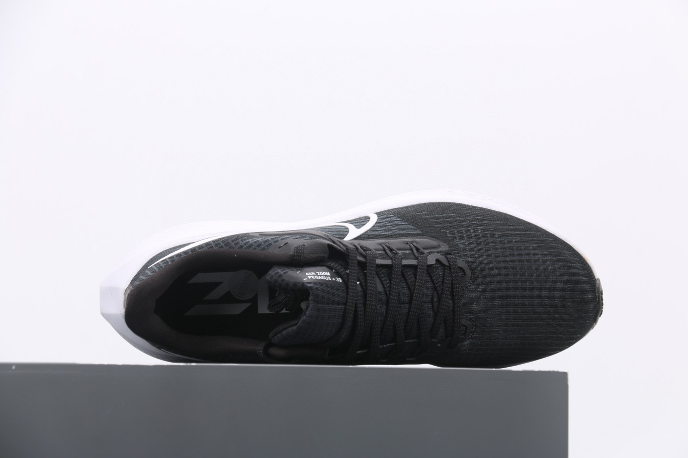 Nike Air Zoom Pegasus 39 登月39 黑白 低筒 运动鞋 跑步鞋 休闲鞋 男鞋 DH4072-001