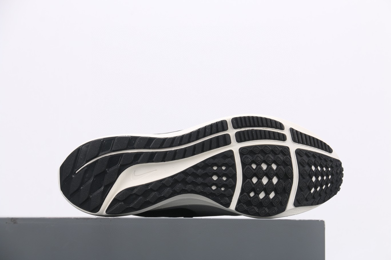 Nike Air Zoom Pegasus 39 登月39 黑灰 低筒 运动鞋 跑步鞋 休闲鞋 男鞋 DH4071-004