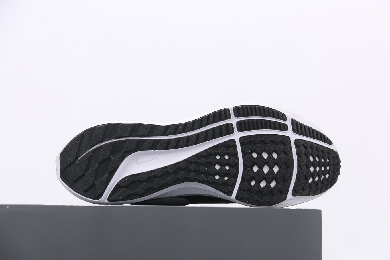 Nike Air Zoom Pegasus 39 登月39 黑白 低筒 运动鞋 跑步鞋 休闲鞋 男鞋 DH4072-001