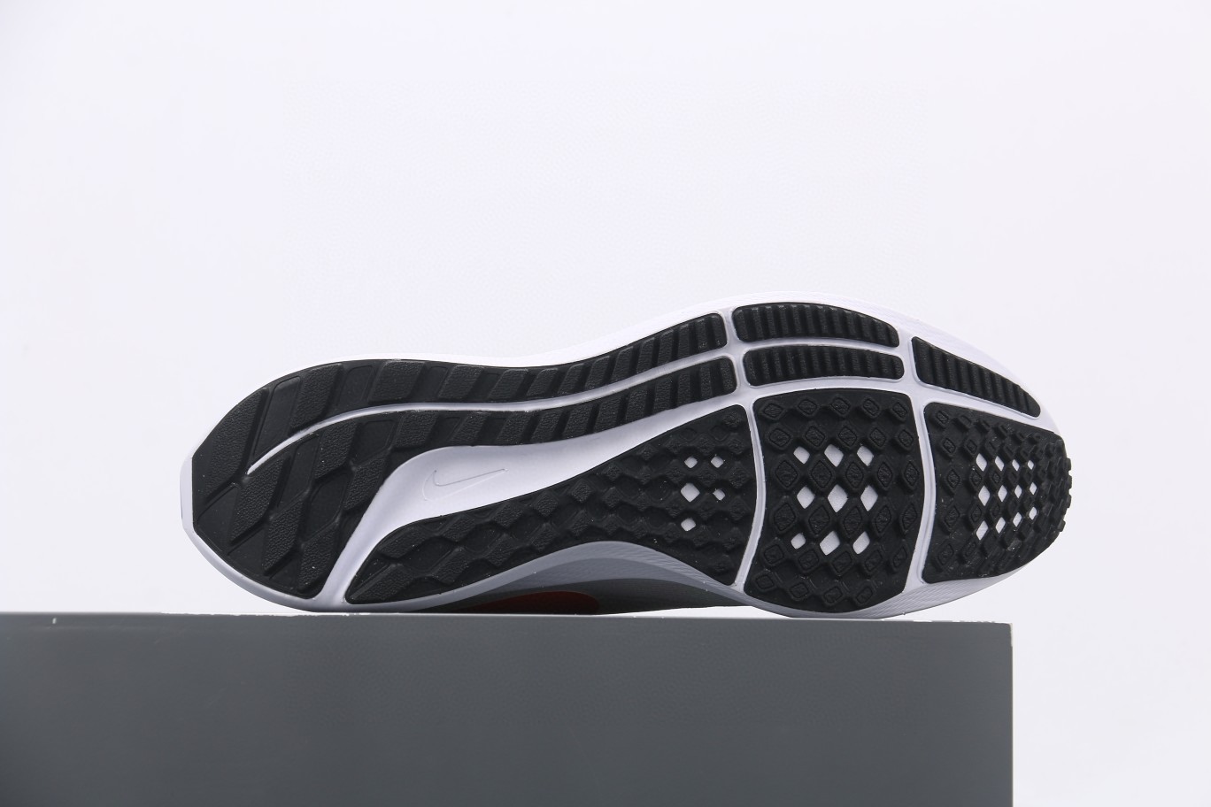 Nike Air Zoom Pegasus 39 登月39 白色 低筒 运动鞋 跑步鞋 休闲鞋 男鞋 DX3354-100