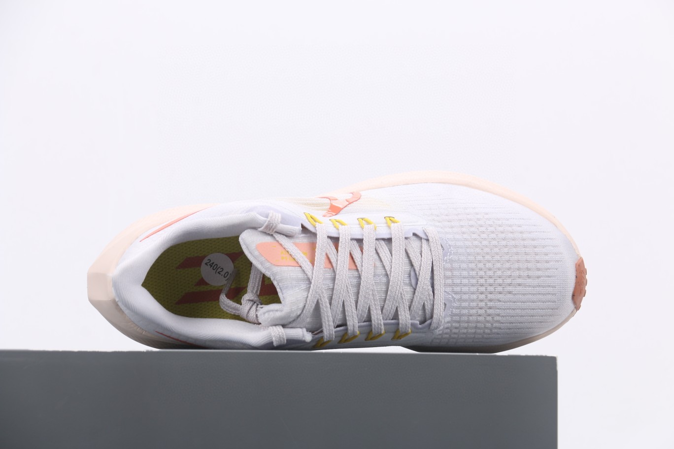 Nike Air Zoom Pegasus 39 登月39 白浅粉 低筒 运动鞋 跑步鞋 休闲鞋 男鞋 女鞋 DH4072-501