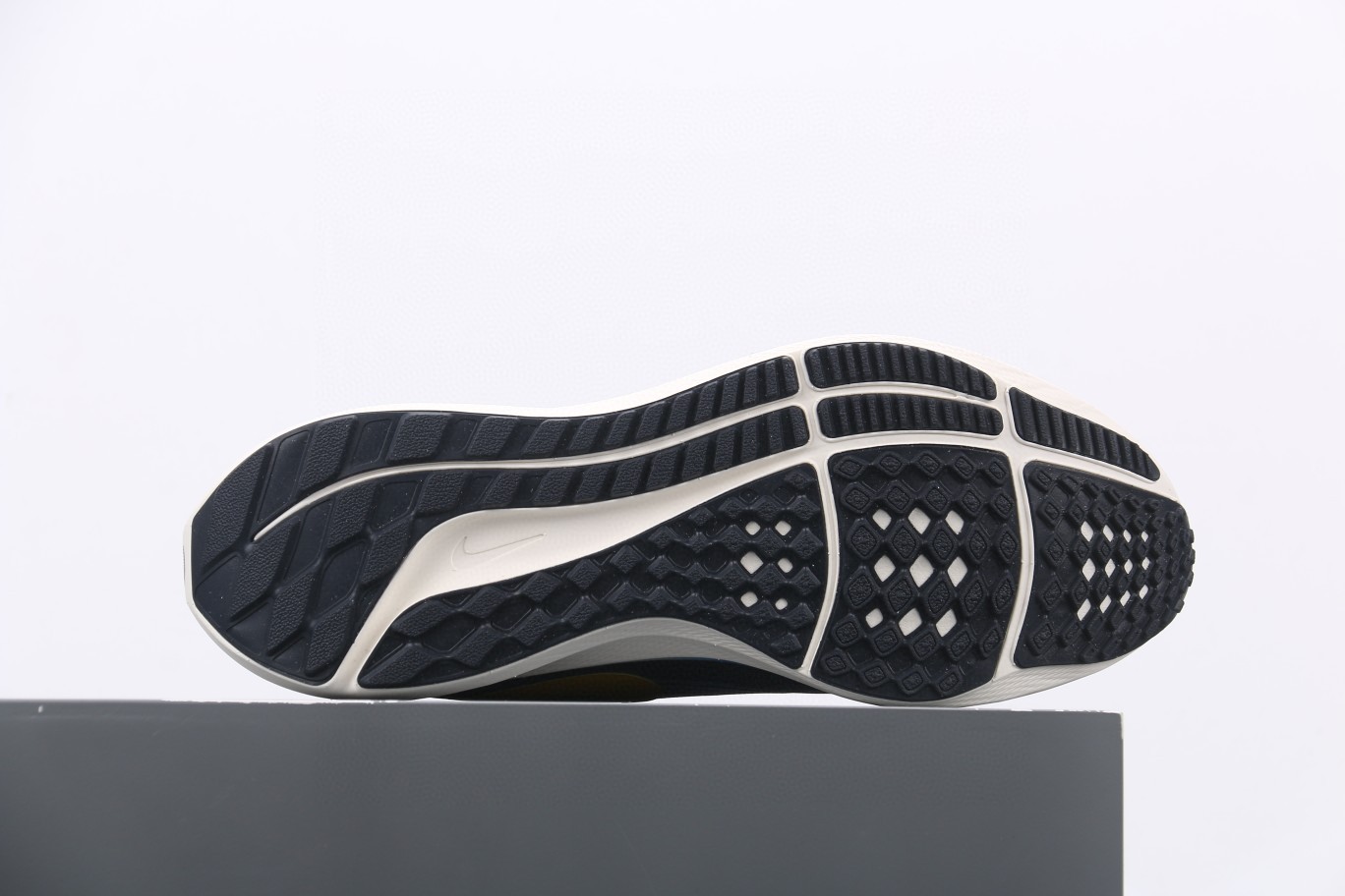 Nike Air Zoom Pegasus 39 premium 登月39 黑蓝黄 低筒 运动鞋 跑步鞋 休闲鞋 男鞋 女鞋 DO9580-400