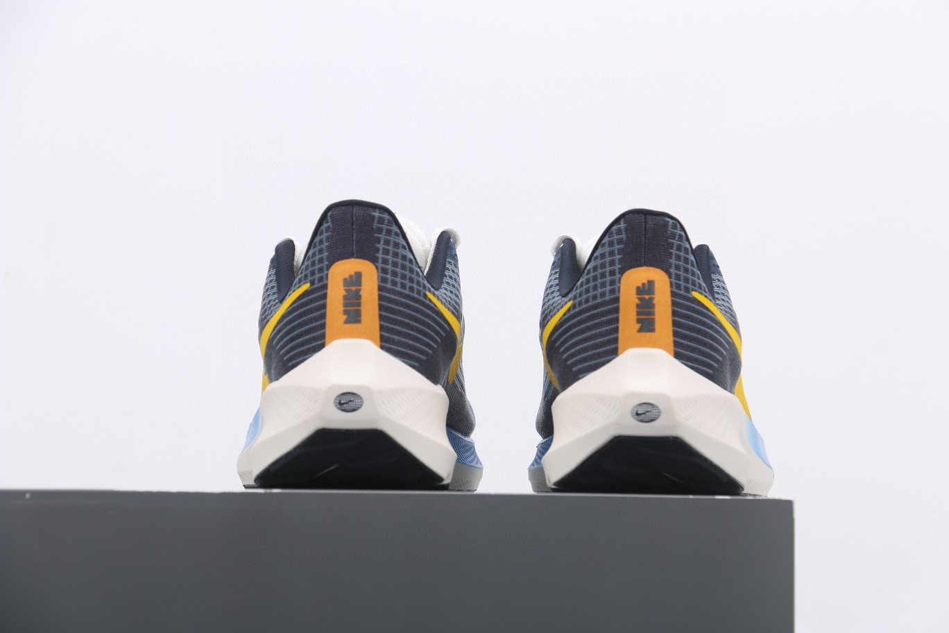 Nike Air Zoom Pegasus 39 premium 登月39 黑蓝黄 低筒 运动鞋 跑步鞋 休闲鞋 男鞋 女鞋 DO9580-400