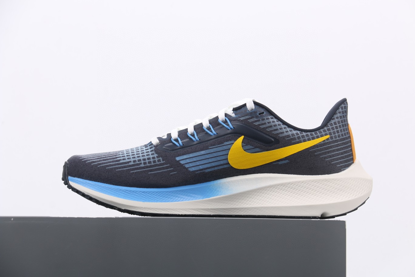 Nike Air Zoom Pegasus 39 premium 登月39 黑蓝黄 低筒 运动鞋 跑步鞋 休闲鞋 男鞋 女鞋 DO9580-400