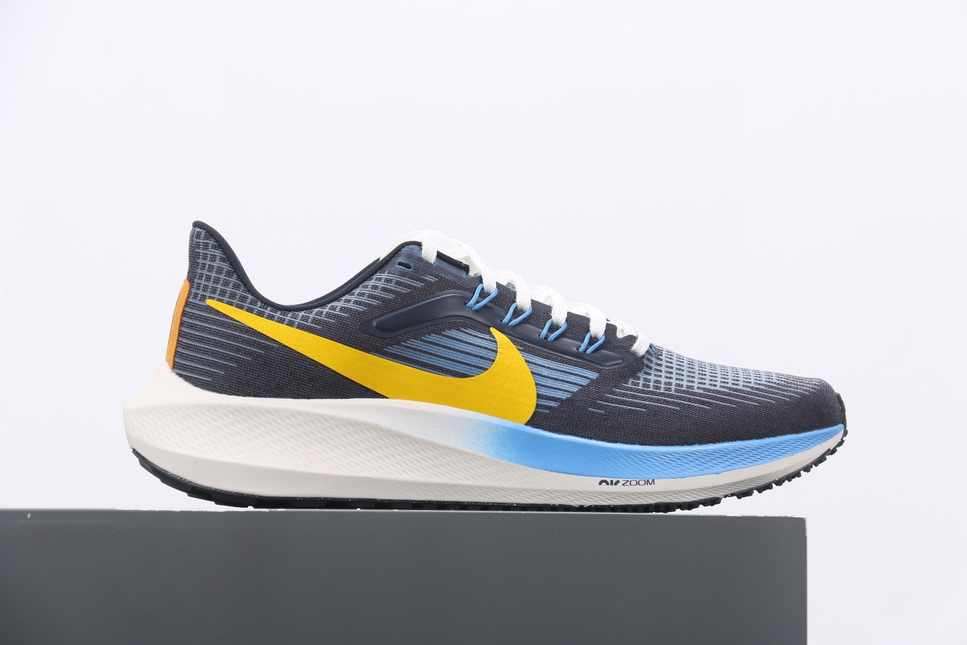 Nike Air Zoom Pegasus 39 premium 登月39 黑蓝黄 低筒 运动鞋 跑步鞋 休闲鞋 男鞋 女鞋 DO9580-400