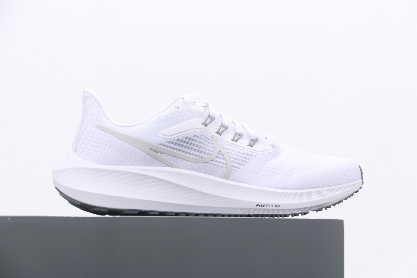 Nike Air Zoom Pegasus 39 登月39 白灰 低筒 运动鞋 跑步鞋 休闲鞋 男鞋 女鞋 DH4071-100