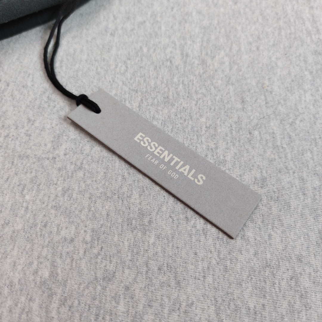  Fear of God Essentials 3M Boxy T-Shirt FOG LA洛杉矶限定款 3M反光字母短袖 灰色 黑色 白色 T恤 男女同款 