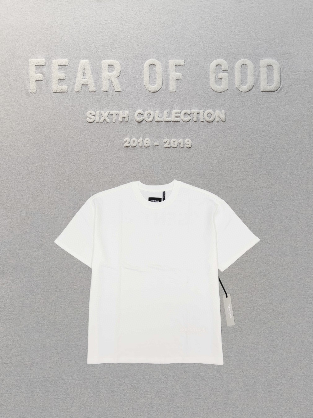  Fear of God Essentials 3M Boxy T-Shirt FOG LA洛杉矶限定款 3M反光字母短袖 灰色 黑色 白色 T恤 男女同款 
