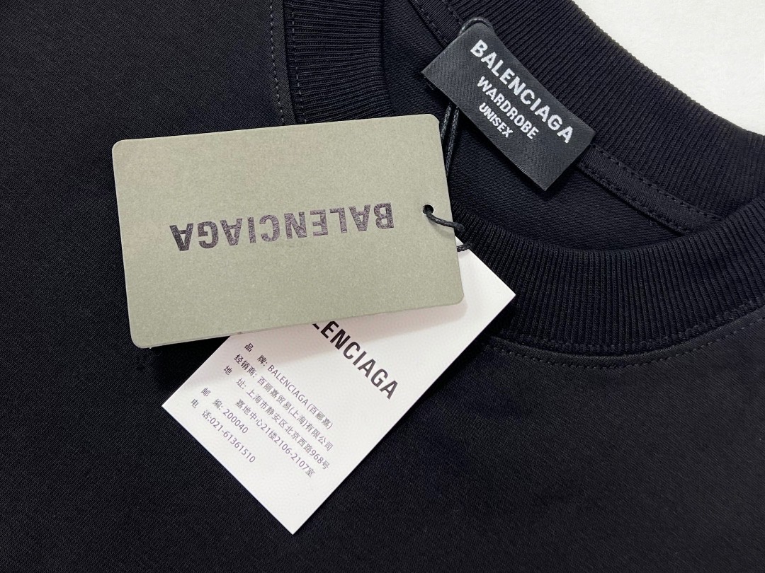 BALENCIAGA 巴黎世家 胸前BB字母小标刺绣 纯色 小字母 短袖 黑色 T 恤 圆领 夏季 男女同款 