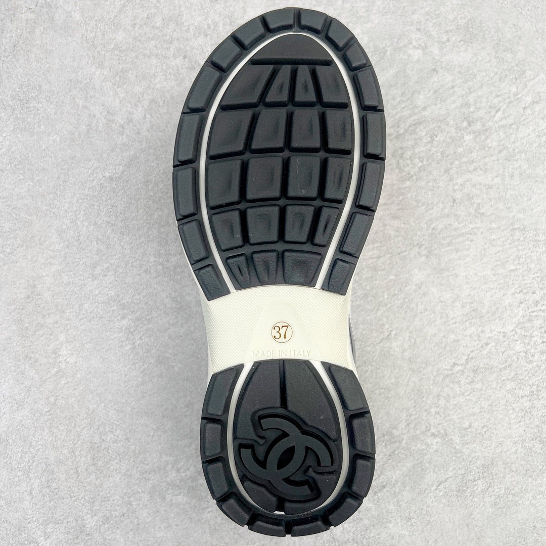 CHANEL 香奈儿 徽标 白银色 低筒 运动鞋 休闲鞋 跑步鞋 女鞋 G39792 Y56368 K5451