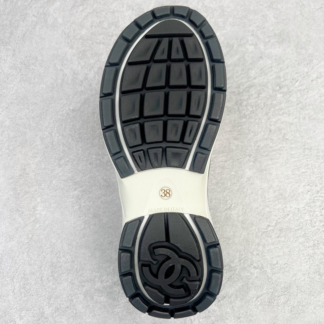 CHANEL 香奈儿 白金色 低筒 运动鞋 休闲鞋 跑步鞋 女鞋 G39792 Y56368 K5450