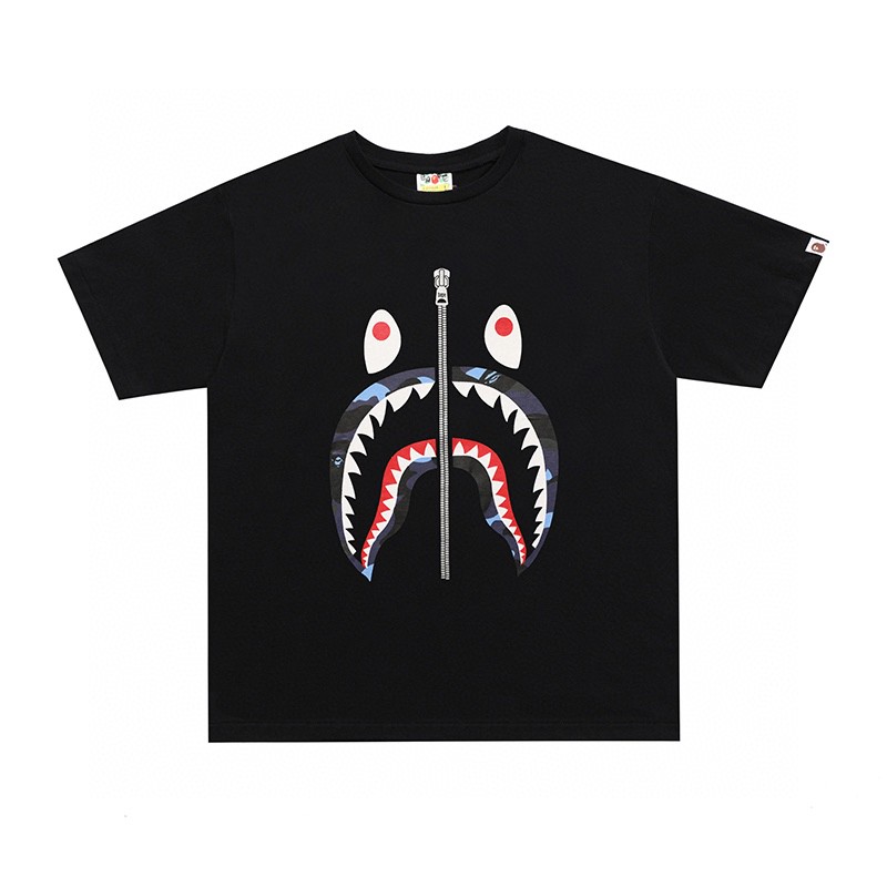 BAPE Sand Camo Shark Tee 沙漠迷彩鲨鱼拉链印花 黑蓝色 黑棕色 白蓝色 白棕色 圆领 T恤 短袖 夏款 男女同款 1I30-110-051