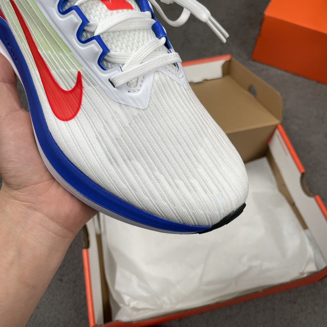 Nike Zoom Winflo 9 登月 白红 低筒 减震防滑 运动鞋 跑步鞋 男鞋 女鞋 DX3355-100