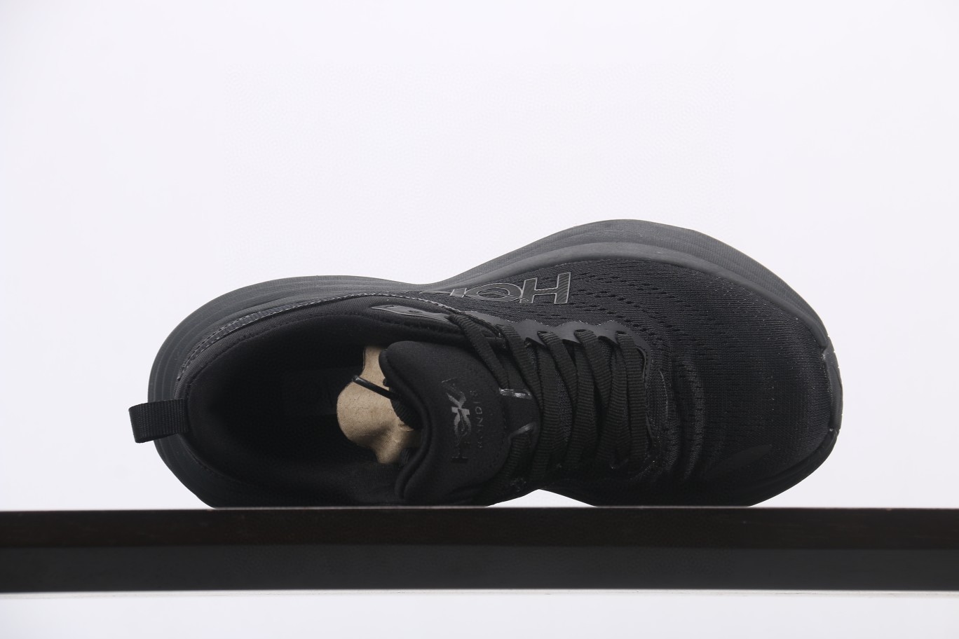 HOKA ONE ONE Bondi 8 邦代8 黑色 低筒 户外鞋 运动鞋 跑步鞋 跑鞋 男鞋 1127952-BBLC