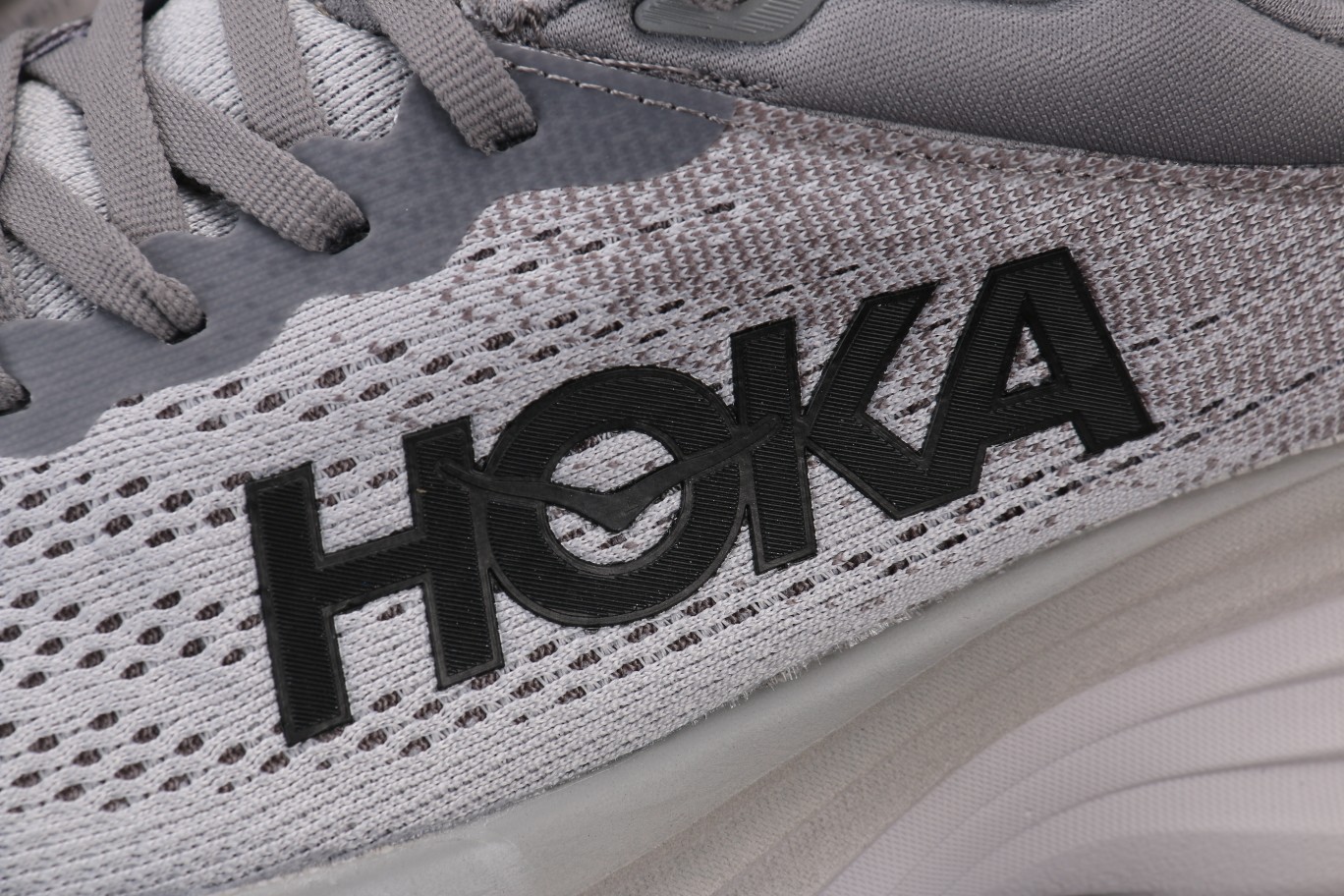 HOKA ONE ONE Bondi 8 邦代8 灰黑 低筒 运动鞋 跑步鞋 跑鞋 男鞋 1127953-SHMS