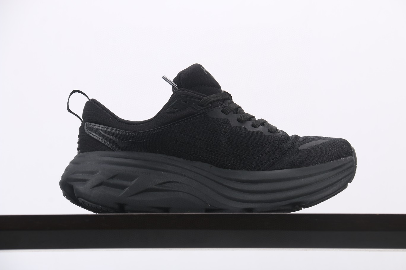 HOKA ONE ONE Bondi 8 邦代8 黑色 低筒 户外鞋 运动鞋 跑步鞋 跑鞋 男鞋 1127952-BBLC