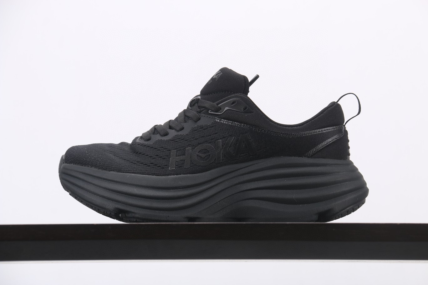 HOKA ONE ONE Bondi 8 邦代8 黑色 低筒 户外鞋 运动鞋 跑步鞋 跑鞋 男鞋 1127952-BBLC