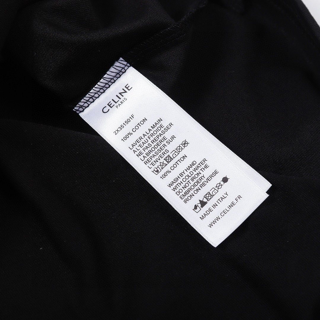 CELINE 赛琳 铆钉字母Logo T恤 黑色 圆领 短袖 夏款 男女同款 501F2X687-38AW