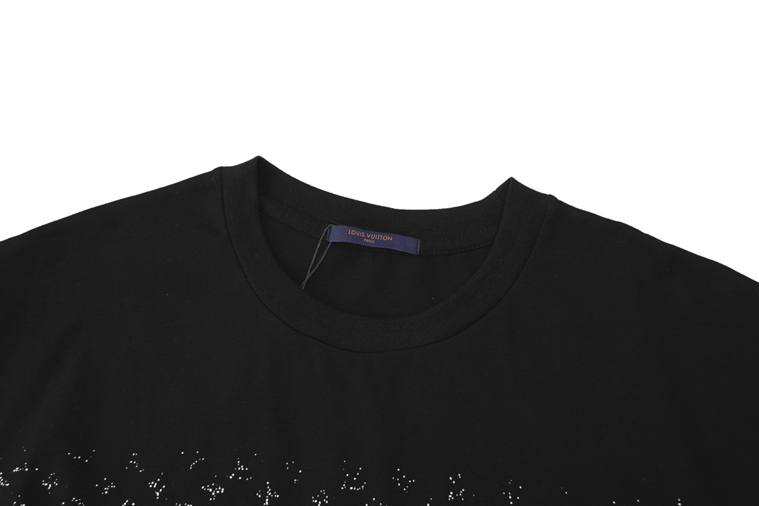 LOUIS VUITTON 路易威登 满印老花渐变logo印花 圆领 黑色 短袖 T 恤 上衣 夏款 男女同款 
