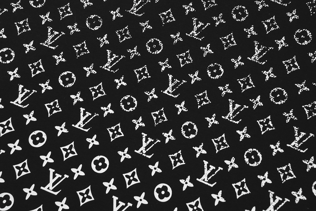LOUIS VUITTON 路易威登 满印老花渐变logo印花 圆领 黑色 短袖 T 恤 上衣 夏款 男女同款 