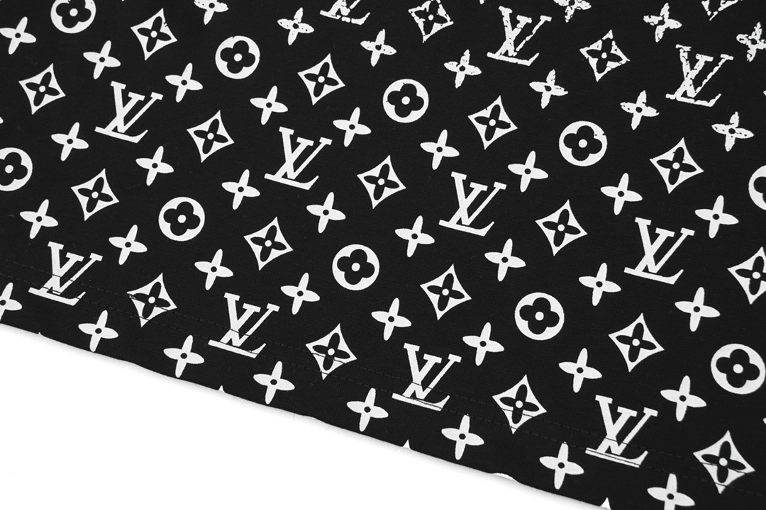 LOUIS VUITTON 路易威登 满印老花渐变logo印花 圆领 黑色 短袖 T 恤 上衣 夏款 男女同款 