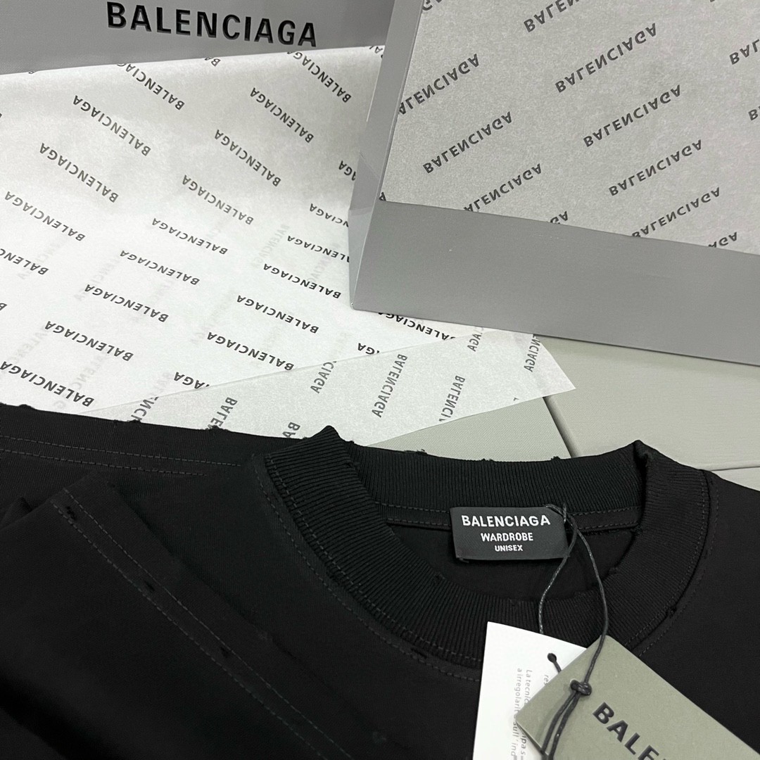 Balenciaga 巴黎世家 360°环绕箭头印花 黑色 短袖 T 恤 圆领 夏季 男女同款 