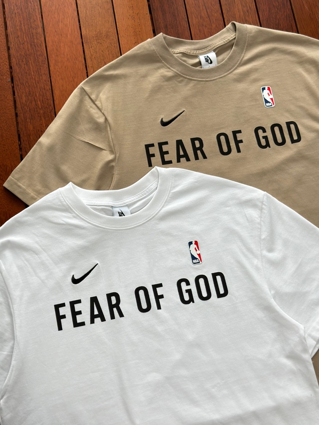 Nike Fear of God NBA 三方联名 FOG 字母印花 短袖 黑色 杏色 白色 卡其色 T恤 圆领 套头 夏款 男女同款 