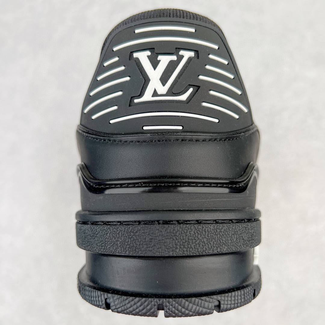 Louis Vuitton 路易威登 Trainer 黑色 低筒 休闲鞋 板鞋 运动鞋 男鞋 女鞋 1AARER