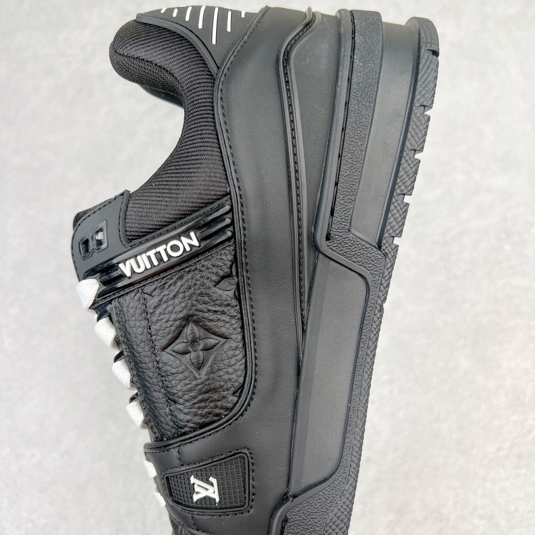 Louis Vuitton 路易威登 Trainer 黑色 低筒 休闲鞋 板鞋 运动鞋 男鞋 女鞋 1AARER