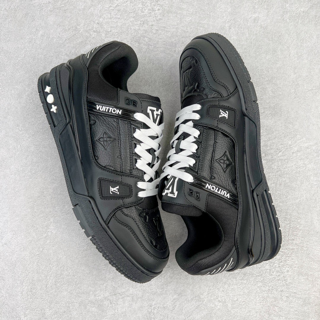 Louis Vuitton 路易威登 Trainer 黑色 低筒 休闲鞋 板鞋 运动鞋 男鞋 女鞋 1AARER