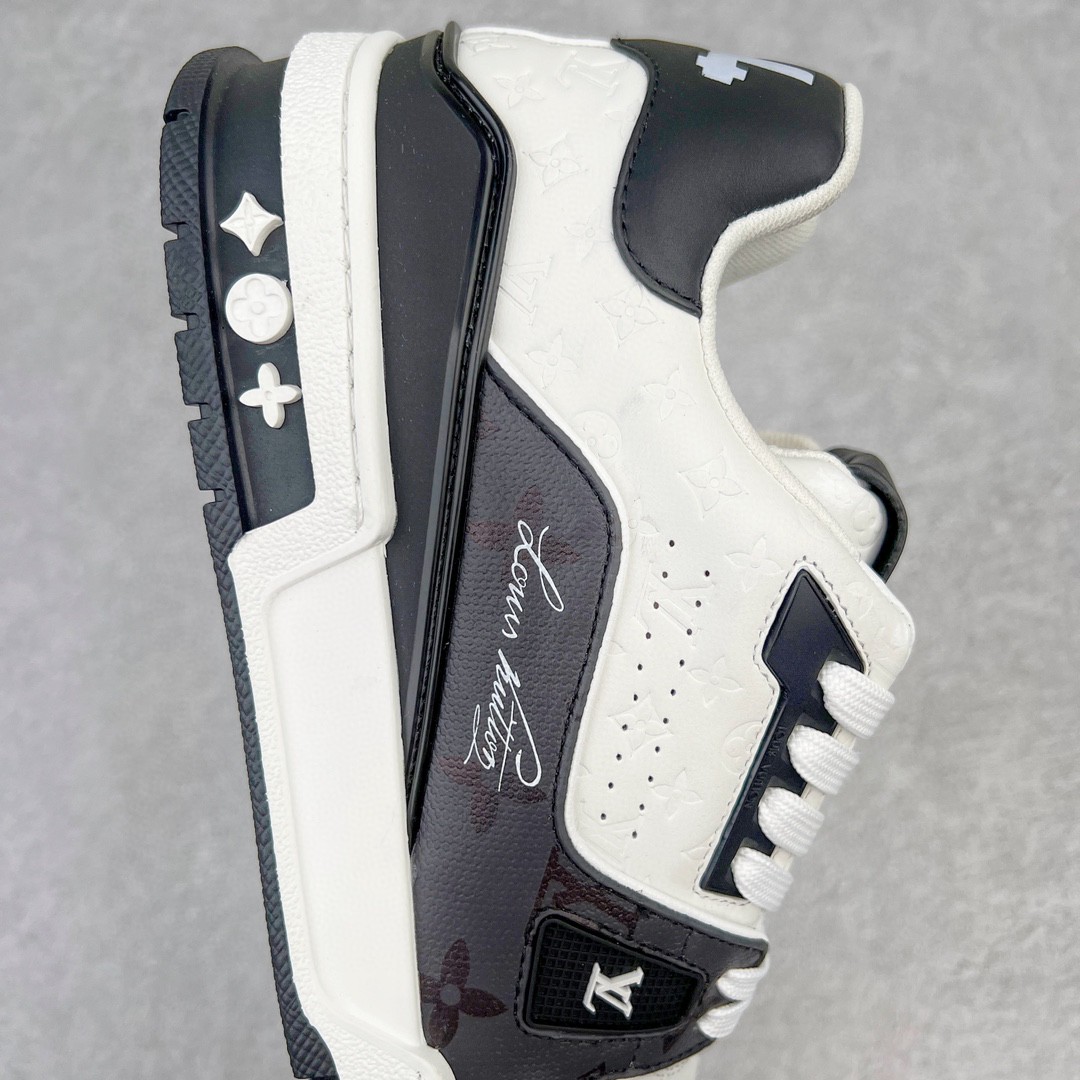 Louis Vuitton 路易威登 Trainer 黑白色 低筒 休闲鞋 板鞋 运动鞋 男鞋 女鞋 1AANED