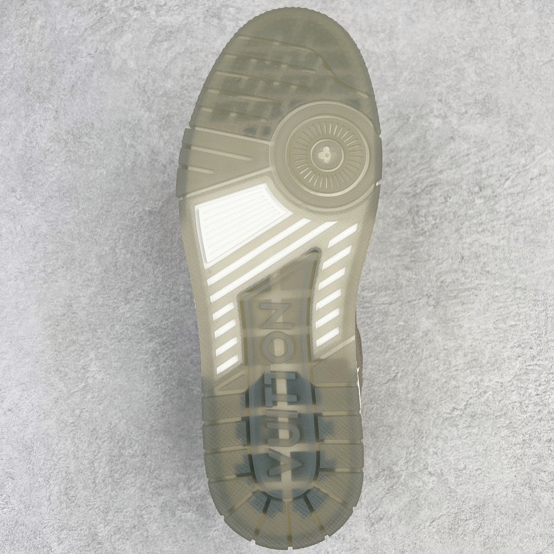 Louis Vuitton 路易威登 Trainer 灰白色 低筒 休闲鞋 板鞋 运动鞋 男鞋 女鞋 1A8KB8