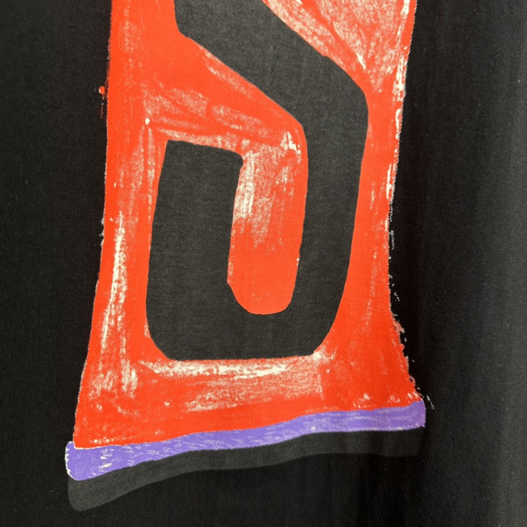 Stussy 手绘喷漆罐印花 黑色 短袖 圆领 套头 T 恤 夏季 男女同款 1904905