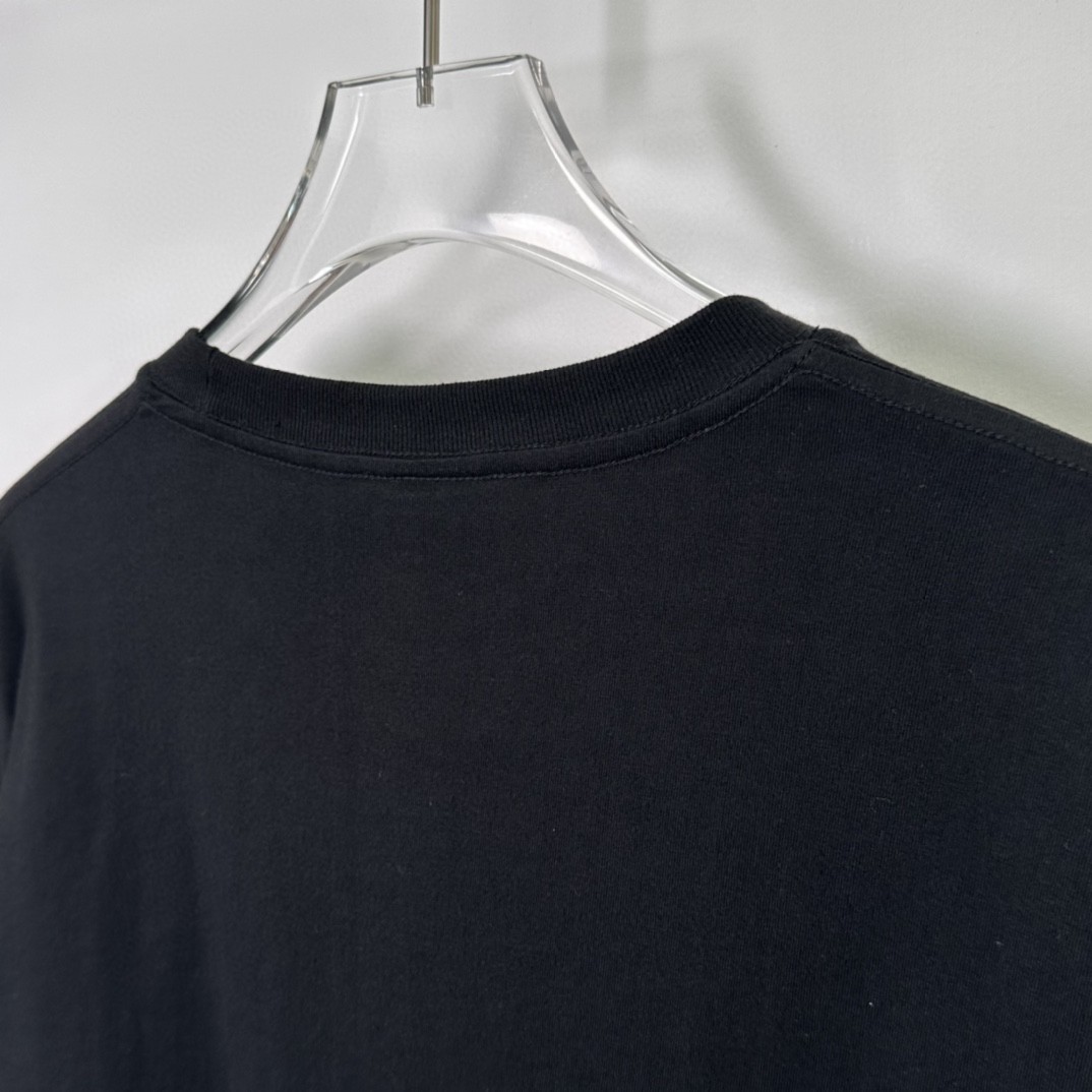 Stussy SS23 Hawaii Trip 系列纯色星星 Logo 印花 黑色 短袖 圆领 套头 T 恤 夏季 男女同款 1904967