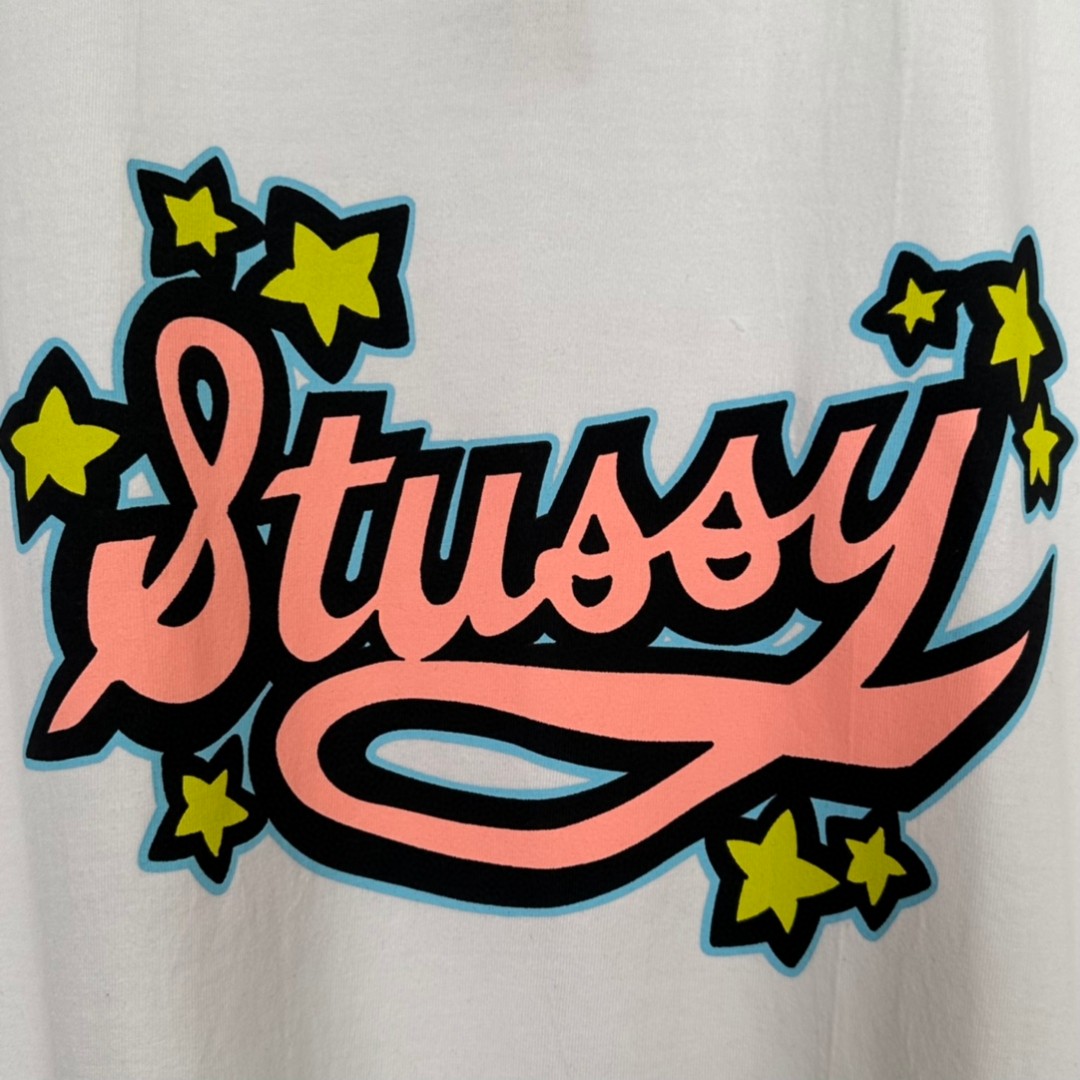 Stussy SS23 Hawaii Trip 系列纯色星星 Logo 印花 白色 短袖 圆领 套头 T 恤 夏季 男女同款 1904967