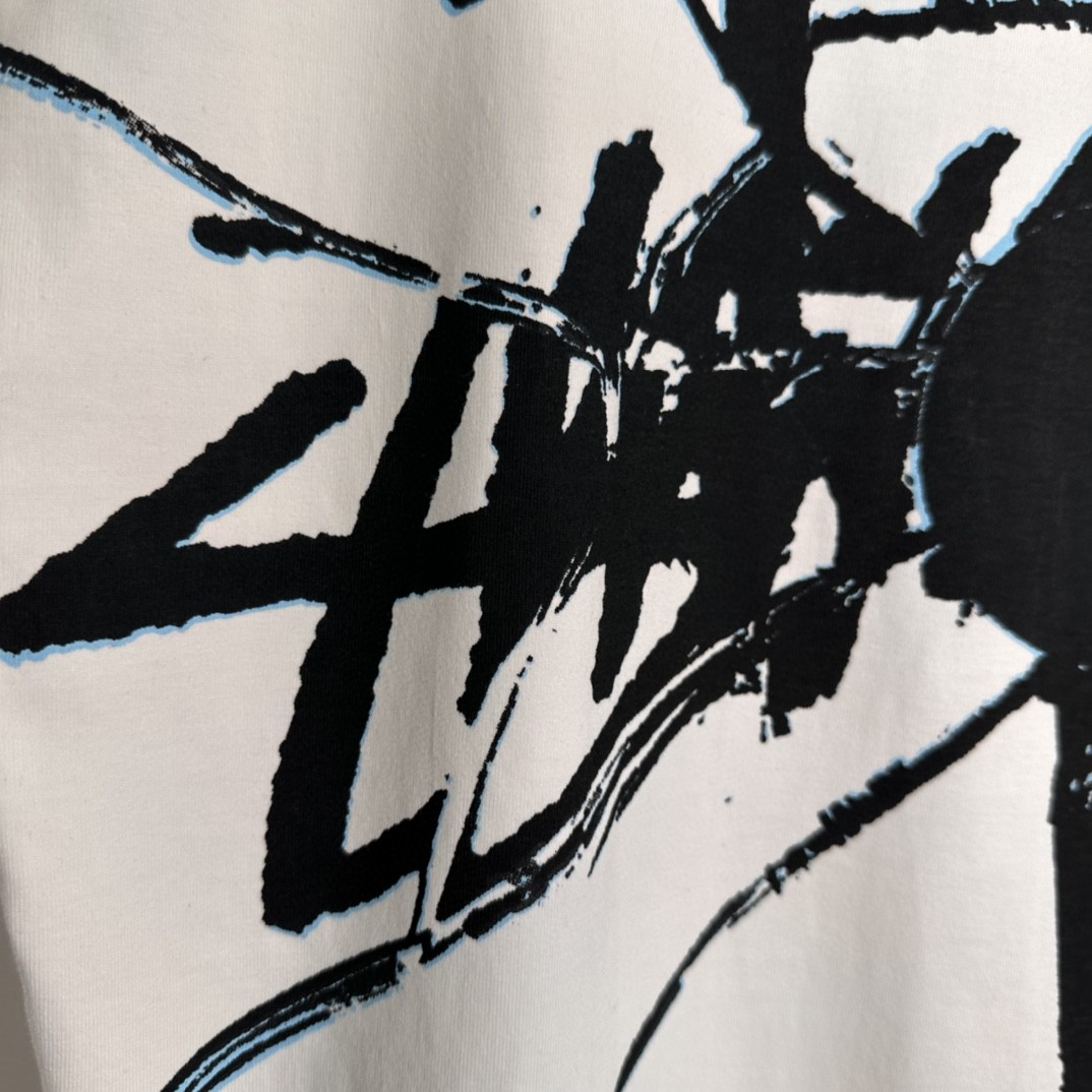 Stussy SS23 8号球系列 SHATTERED TEE 破碎黑8图案 字母Logo印花 白色 短袖 圆领 套头 T 恤 夏季 男女同款 1904959