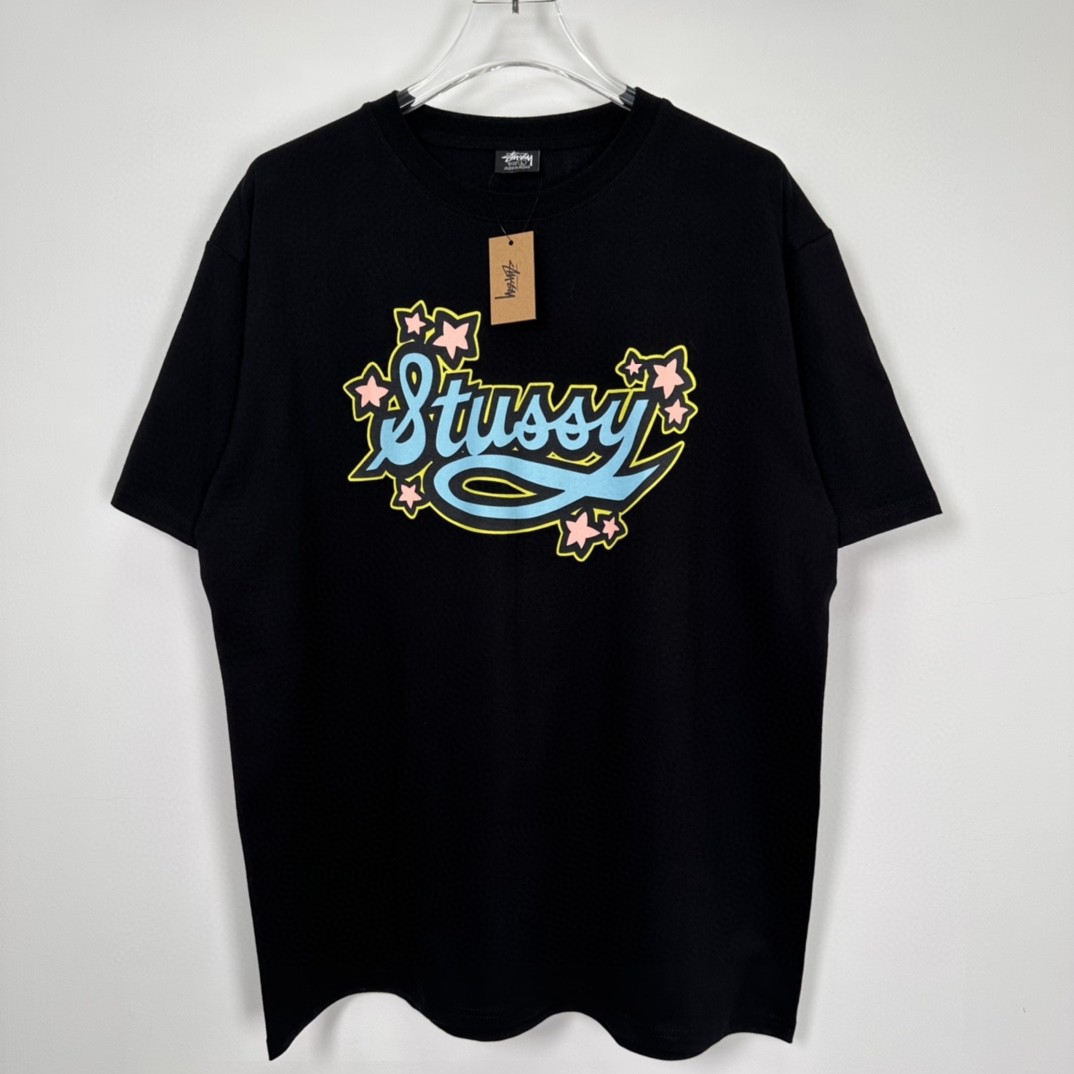 Stussy SS23 Hawaii Trip 系列纯色星星 Logo 印花 黑色 短袖 圆领 套头 T 恤 夏季 男女同款 1904967